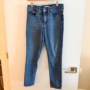 Levis 311 Shaping Skinny Jeans - Size 28